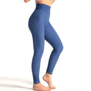 Leggings décontractés pour femmes en coton 100% de haute qualité, motif uni, vêtements de fitness pour l'hiver, tailles personnalisées, fabriqués au Pakistan - Product Image 4