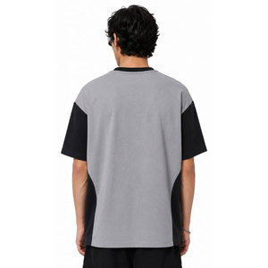 Camiseta de Hombre Oversize con Manga Raglán, Cuello Redondo, Diseño Casual con Letras Estampadas y Relieve, en Gris y Negro - Product Image 4