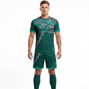 Mawra Ensemble de maillot de football pour hommes, vert rose, géométrique, sublimé, évacuant l'humidité, coupe athlétique, kit de football à manches courtes pour adultes - Product Image 1