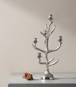Support de bougie en métal argenté à 5 bras, design unique en forme de bois de cerf, fait main, sans plomb, durable, moulage texturé, décoration de table, Noël, vente en gros - Product Image 1