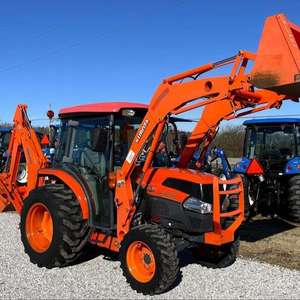 Tracteur agricole Kubota M7060 4x4 à vendre à prix très avantageux - Product Image 1