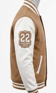 เสื้อแจ็คเก็ตวาร์ซิตี้ผู้ชายพร้อมโลโก้ตัวอักษรปักด้านหน้า - Product Image 4