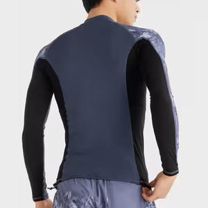 Sac à cordon noir avec surpiqûres bleues et fermeture à glissière en plastique - Product Image 3