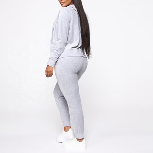 Conjunto Deportivo de Dos Piezas para Mujer, Sudadera con Capucha y Cierre de Cremallera en Gris Sólido y Pantalones Jogger con Cordón Ajustable, Venta al Por Mayor, Modelo Regular 2027 - Product Image 2