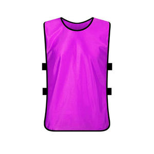 Chalecos Deportivos de Fútbol Reversibles de Poliéster 100% Personalizados, Chaqueta Deportiva de Secado Rápido con Diseños Personalizados e Impresión de Logotipo para Adultos - Product Image 5