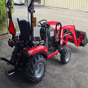 Mini tracteur Mahindra pour travaux agricoles et en champ, facile à utiliser, performances fiables, machine agricole compacte. - Product Image 1