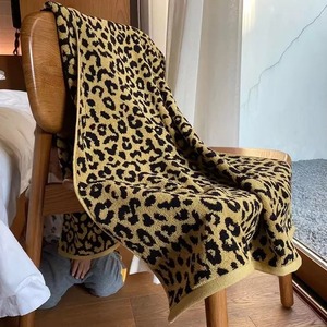 Animal Print Cotton <b>Bath</b> <b>Towel</b> Rectangular Jac quard Quick-Dry Home Use - Product Image 1