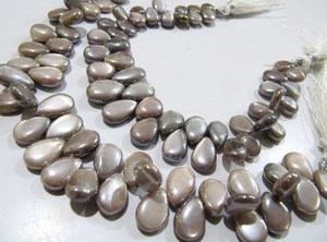 Cuentas de piedra lunar natural AB Mystic recubiertas de chocolate, forma de pera de 9x13 mm, 8 pulgadas de largo, color marrón - Product Image 3