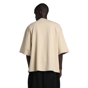 Camiseta Oversize Beige para Hombre con Cuello Simulado, Hombros Caídos, Manga Media, Algodón, Estilo Urbano, Venta al por Mayor - Product Image 2