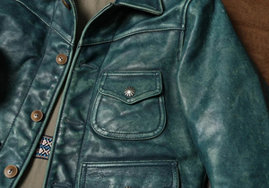 Blouson de moto en cuir véritable vert pour homme, col montant, fermeture éclair, coupe classique, idéal pour l'hiver, logo frontal apparent - Product Image 3
