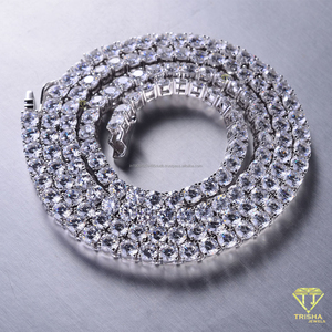Conjunto de collar de tenis de triple capa en tono oro, plata y oro rosa con piedras brillantes para un estilo hip hop. - Product Image 4
