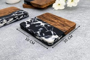 Mesa de Centro Decorativa de Madera de Nogal Negro Oscuro con Resina Epoxi Blanca y Negra, Obra de Arte Única Hecha a Mano - Product Image 4