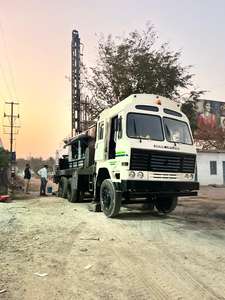 Foreuse de puits d'eau montée sur camion PRL PDTHR-200 de haute qualité, portée 200-250 mètres, diamètre de forage max. 300 mm, à vendre - Product Image 2