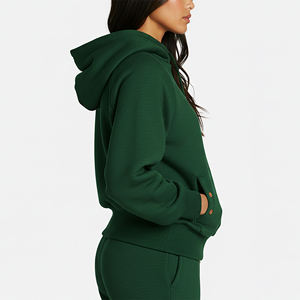 Sudadera con Capucha para Mujer de Alta Calidad, Color Verde Sólido, Tejido de Algodón, Informal, para Otoño, con Logotipo Frontal y Bolsillos - Product Image 6
