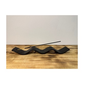 Porta Incienso Metálico en Forma de Hoja Disponible a Precio de Mayoreo - Product Image 1