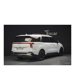 Kia Carnival 2023, Modelo Signature de 9 Plazas, con 6,901 km, Diésel, Caja de Cambios Automática, Asientos de Cuero, Cámara Trasera - Product Image 2