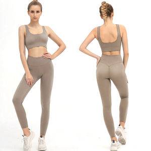 Nouvel arrivage : Ensemble de yoga pour femme, design uni sur le devant, respirant, écologique, léger, ensemble 2 pièces, confortable, haute qualité - Product Image 4