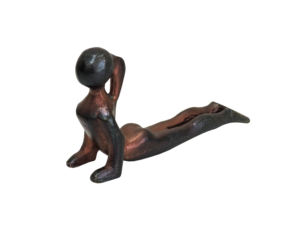 Estatua de Yoga de Aluminio con Acabado de Bronce Hecha a Mano, Escultura de Cobra en Pose Bhujangasana, Decoración Moderna Zen para el Hogar, Figura de Arte Minimalista - Product Image 3