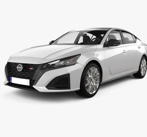 Nissan Altima, berline de luxe, top des ventes, avec transmission automatique, intérieur confortable et performances fluides - Product Image 1