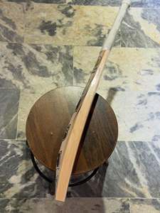 Bate de Críquet Ihsan Sports Serie Clásica Edición Emperador, Madera de Sauce Inglesa, Funda Gratis, Lámina Antideslizante Extra, Duradero, 40 mm - Product Image 6