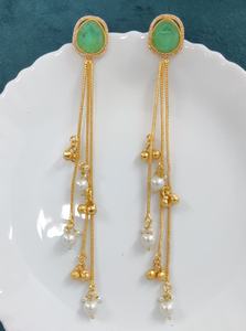 Pendientes de piedra doblete pulida en oro de calidad premium, ligeros, complementan tanto la ropa étnica como la occidental, perfectos para fiestas. - Product Image 6