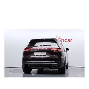 Porsche Cayenne 3.0 2024/5 con Caja de Cambios Automática, Asientos de Cuero, Cámara Trasera, 92,368 km, Volante a la Izquierda - Product Image 4