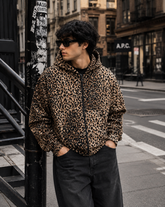 Sudadera con capucha unisex de forro polar con estampado de leopardo, con cremallera, estilo camuflaje, holgada, informal, para uso urbano, con corte cuadrado y cremallera. - Product Image 3