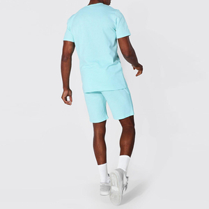 Ensemble de survêtement tricoté pour homme, design personnalisé, décontracté, respirant, en coton, avec t-shirt à manches courtes et short, couleur unie, doublé - Product Image 2