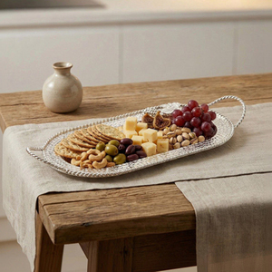 Bandeja ovalada plateada de lujo con textura, detalles de hojas y asas de cuerda, elegante plato de metal para servir en bodas y fiestas exclusivas - Product Image 6
