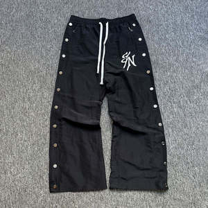 Pantalon de survêtement large pour homme avec fermeture éclair latérale, coupe ample, style hip-hop streetwear, en nylon, pour l'entraînement - Product Image 1