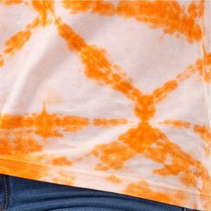 Camiseta de algodón personalizada con estampado Tie Dye, elegante y lujosa, personalizable para mujer, de alta calidad y secado rápido. - Product Image 5