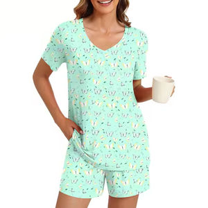 Ensemble décontracté deux pièces pour femme à séchage rapide, avec logo personnalisable, t-shirt à manches courtes et short en tissu de coton respirant, faible MOQ - Product Image 5