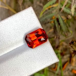 พลอยซิทรินมาเดราทรงเหลี่ยมธรรมชาติ สีเหลืองทอง คุณภาพพรีเมียม สำหรับทำเครื่องประดับ - Product Image 4