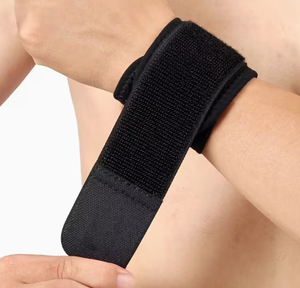 Attelle de poignet unisexe légère à épaisseur réglable avec fermeture auto-agrippante pour protection professionnelle et entraînement de force - Product Image 6