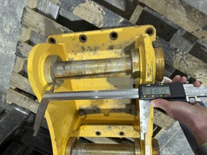 80MM Pin Grabber Excavator Pin On Mount Plate Heavy Duty Attachment <b>Bracket</b> - Product Image 4