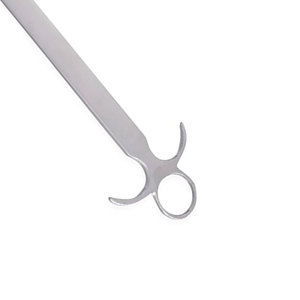 Retractor Quirúrgico Manual de Acero Inoxidable MEDIVA ESSENCE, Instrumento Médico con Certificación CE Clase I para Uso General - Product Image 3