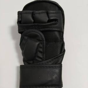 Gants de boxe en cuir PU confortables et imperméables pour l'entraînement, gants de compétition MMA imprimés, pour la salle de sport - Product Image 2