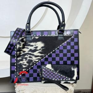 Sac fourre-tout en cuir de vachette artisanal de qualité supérieure avec pochette assortie, motif à carreaux, ensemble de 2 pièces pour femmes - Product Image 1