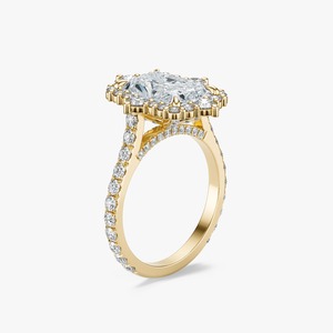 Anillo de Compromiso de Oro Amarillo de 14 Quilates con Diamante Ovalado de 3 Quilates, Corte Brillante, Engastado con Puntas, 3.5 GM, para Novia, Venta al Por Mayor - Product Image 1