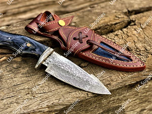 มีดล่าสัตว์เหล็กดามัสกัส ใบมีดคงที่ ด้ามไม้ปักก้า ปลอกหนัง ทำมือ สำหรับตั้งแคมป์กลางแจ้ง ปลายใบมีดแบบดรอปพอยต์ รับผลิตตามแบบ OEM - Product Image 3