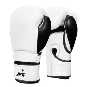 Gants de boxe en matériau durable, fabricants pakistanais de gants de boxe, gants de boxe robustes - Product Image 1