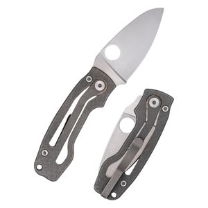 Navajas plegables compactas plateadas con hoja de acero inoxidable de filo liso, mango de marco abierto gris y clip metálico para bolsillo. - Product Image 2