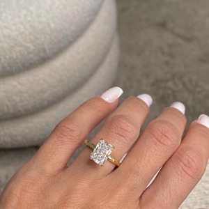 Bague de fiançailles en diamant créé en laboratoire certifié IGI 3 carats, or massif 14 carats, taille émeraude, solitaire classique - Product Image 1