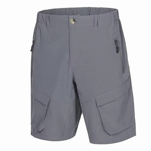 Shorts cargo décontractés pour hommes, respirants, longueur genou, avec fermeture boutonnée, couleur personnalisée, tendance estivale, fabriqués au Pakistan - Product Image 1