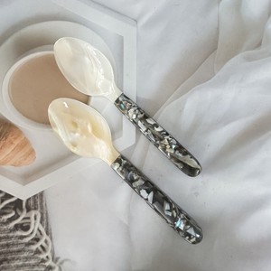 HOT SALE Blue <b>Lotus</b> 2025 <b>Pearl</b> Spoon Natural Handmade Caviar Spoon for Kitchen and Restaurant Use - Product Image 5