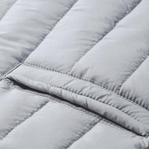Best Selling Custom Color Zipper up Men's Puffer Vest Made in Polyester With Customized Design & Brand OEM Service Men's Jackets - Product Image 5