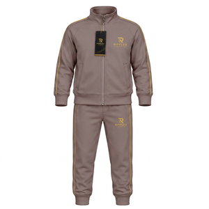 Survêtement enfant doux et confortable en tissu doux pour l'école, les jeux, le sport et le confort quotidien, conçu pour les enfants actifs au quotidien. - Product Image 1