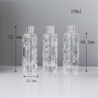 Flacon de parfum en verre de 10 ml avec bouchon en bois, atomiseur de parfum texturé en relief avec emballage en boîte, vente en gros