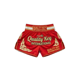 Shorts de boxe thaïlandaise élégants en satin, fabricant de shorts de boxe thaïlandaise personnalisés, 100% polyester extensible, coupe ajustée, unisexe, adulte - Product Image 3