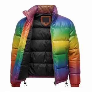 Blouson d'hiver contemporain en cuir matelassé, rembourrage structuré, doublure confortable, design à capuche, coupe-vent, caractéristiques écologiques, fermeture avant - Product Image 4